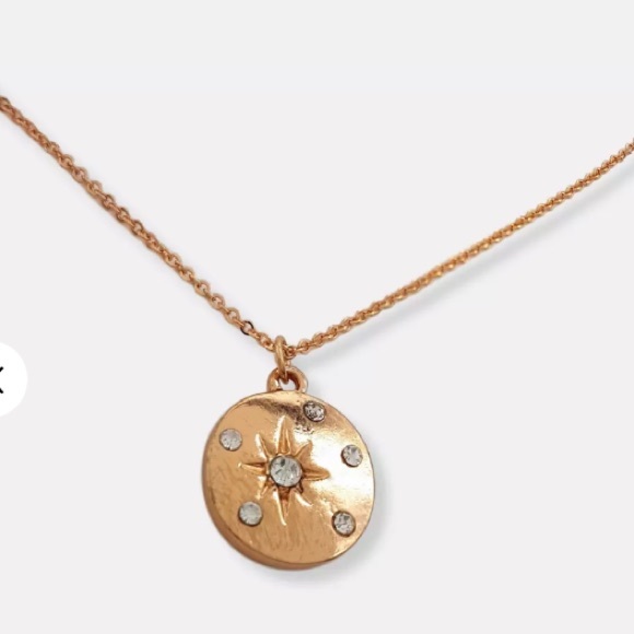 Missguided Gold Diamante Disc Pendant Necklace - Picture 4 of 4